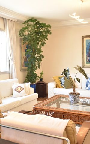 Apartamento à venda com 150m², 5 quartos e 2 vagasSala