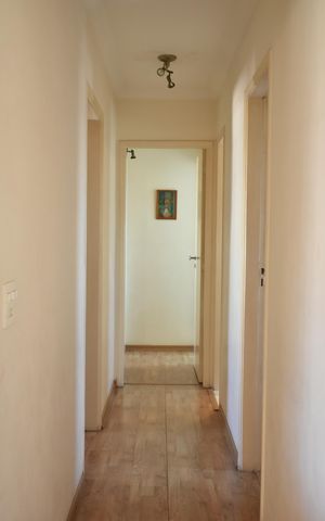 Apartamento à venda com 150m², 5 quartos e 2 vagasCorredor 1