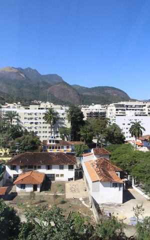 Apartamento à venda com 256m², 4 quartos e 3 vagasQuarto 4 - Vista