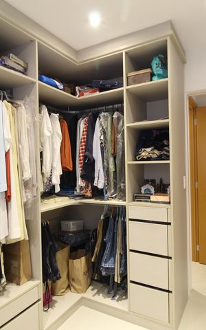 Apartamento à venda com 256m², 4 quartos e 3 vagasQuarto 4 - Closet