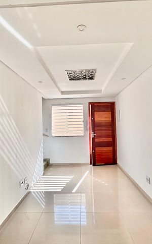 Casa para alugar com 51m², 2 quartos e 1 vaga Casa para alugar com 51m², 2 quartos e 1 vagaSala