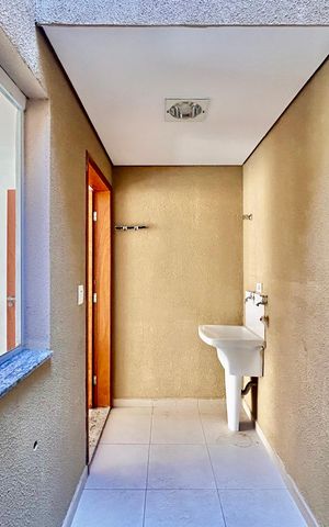 Casa para alugar com 51m², 2 quartos e 1 vaga Casa para alugar com 51m², 2 quartos e 1 vagaLavanderia