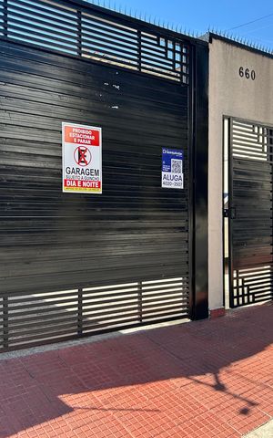 Casa para alugar com 51m², 2 quartos e 1 vaga Casa para alugar com 51m², 2 quartos e 1 vagaFachada