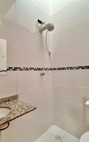 Casa para alugar com 51m², 2 quartos e 1 vaga Casa para alugar com 51m², 2 quartos e 1 vagaBanheiro do Quarto 1
