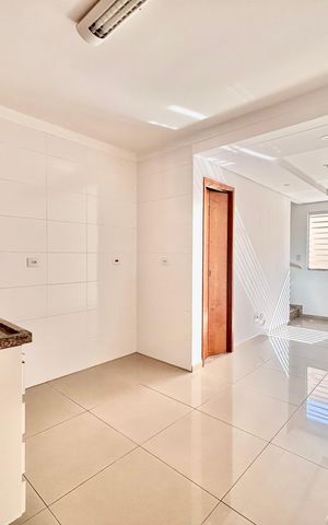 Casa para alugar com 51m², 2 quartos e 1 vaga Casa para alugar com 51m², 2 quartos e 1 vagaCozinha