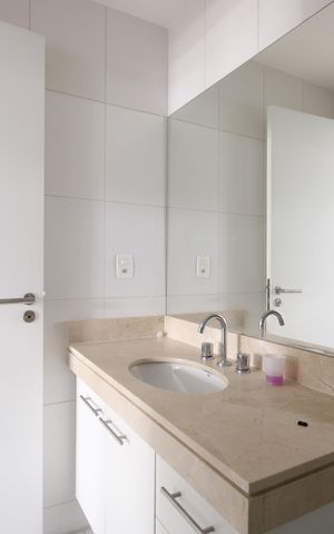 Apartamento à venda com 86m², 2 quartos e 1 vagaBanheiro da suíte