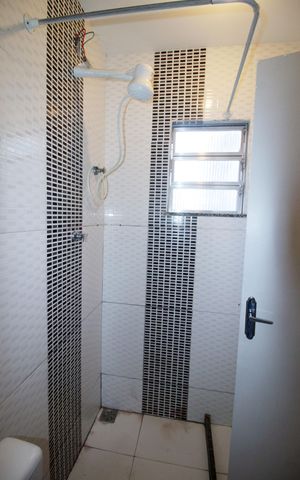 Apartamento para alugar com 60m², 2 quartos e sem vagaBanheiro
