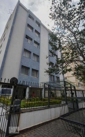 Apartamento à venda com 67m², 2 quartos e 1 vaga Apartamento à venda com 67m², 2 quartos e 1 vagaFachada