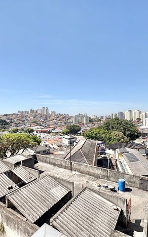 Apartamento à venda com 180m², 3 quartos e 2 vagas Apartamento à venda com 180m², 3 quartos e 2 vagasVista da Piscina