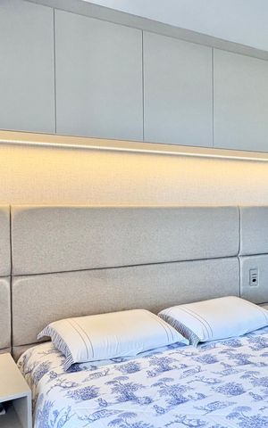 Apartamento à venda com 180m², 3 quartos e 2 vagas Apartamento à venda com 180m², 3 quartos e 2 vagasSuíte