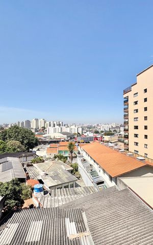 Apartamento à venda com 180m², 3 quartos e 2 vagas Apartamento à venda com 180m², 3 quartos e 2 vagasVista da Piscina