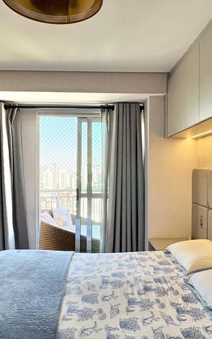 Apartamento à venda com 180m², 3 quartos e 2 vagas Apartamento à venda com 180m², 3 quartos e 2 vagasSuíte