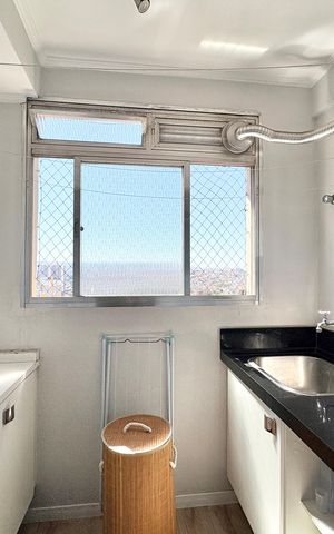 Apartamento à venda com 180m², 3 quartos e 2 vagas Apartamento à venda com 180m², 3 quartos e 2 vagasÁrea de Serviço