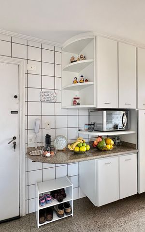 Apartamento à venda com 180m², 3 quartos e 2 vagas