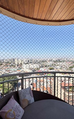 Apartamento à venda com 180m², 3 quartos e 2 vagas Apartamento à venda com 180m², 3 quartos e 2 vagasVaranda da Suíte