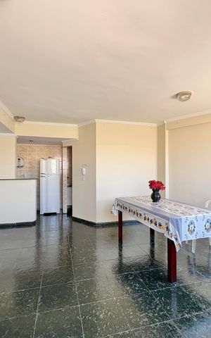 Apartamento à venda com 180m², 3 quartos e 2 vagas Apartamento à venda com 180m², 3 quartos e 2 vagasÁrea comum - Salão de festas