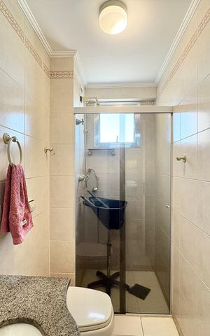 Apartamento à venda com 180m², 3 quartos e 2 vagas Apartamento à venda com 180m², 3 quartos e 2 vagasBanheiro