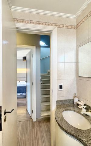 Apartamento à venda com 180m², 3 quartos e 2 vagas Apartamento à venda com 180m², 3 quartos e 2 vagasBanheiro