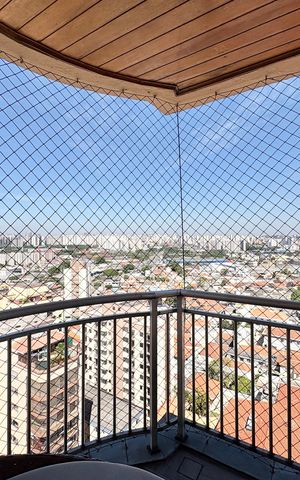 Apartamento à venda com 180m², 3 quartos e 2 vagas Apartamento à venda com 180m², 3 quartos e 2 vagasVaranda da Suíte