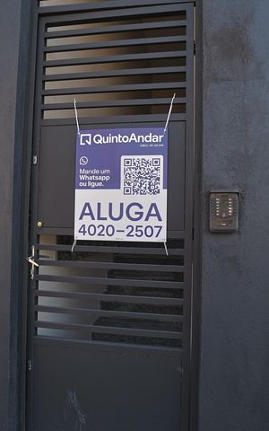 Apartamento para alugar com 31m², 2 quartos e sem vagainstalada dia 19-08-2026 Placa : IMWU-47