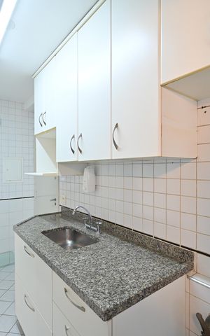 Apartamento para alugar com 65m², 2 quartos e 1 vagaCozinha
