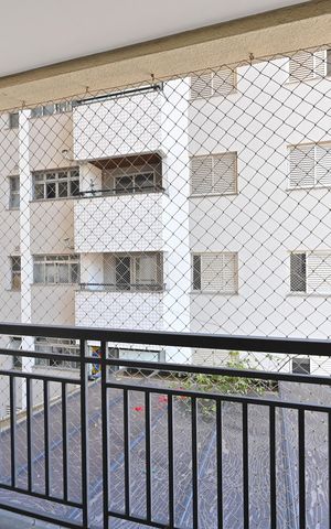 Apartamento para alugar com 65m², 2 quartos e 1 vagaVaranda