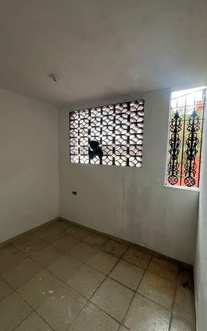 Casa à venda com 250m², 4 quartos e 2 vagas Casa à venda com 250m², 4 quartos e 2 vagasÁrea de serviço