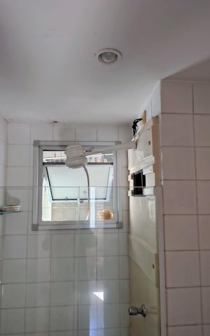 Apartamento à venda com 50m², 2 quartos e 1 vaga Apartamento à venda com 50m², 2 quartos e 1 vagaBanheiro
