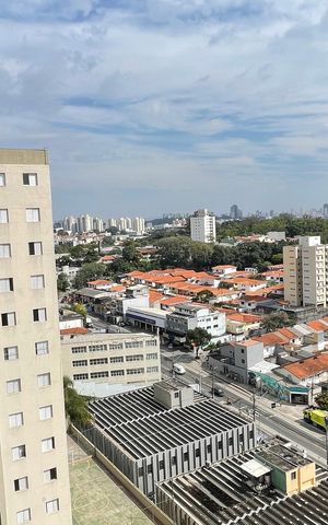 Apartamento para alugar com 52m², 2 quartos e 1 vaga Apartamento para alugar com 52m², 2 quartos e 1 vagaVaranda