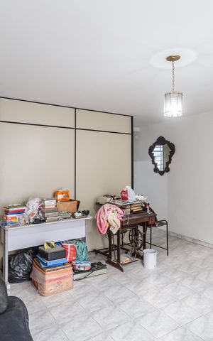 Casa para alugar com 105m², 4 quartos e 2 vagas Casa para alugar com 105m², 4 quartos e 2 vagasSala