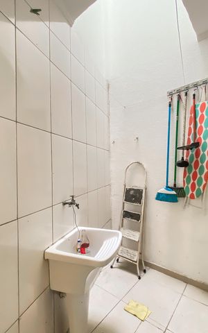 Casa de condomínio à venda com 93m², 3 quartos e 1 vaga Casa de condomínio à venda com 93m², 3 quartos e 1 vagaÁrea de Serviço