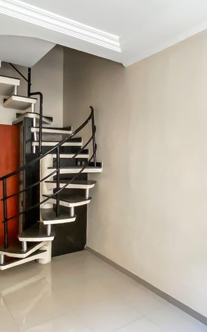 Casa de condomínio à venda com 93m², 3 quartos e 1 vaga Casa de condomínio à venda com 93m², 3 quartos e 1 vagaSala