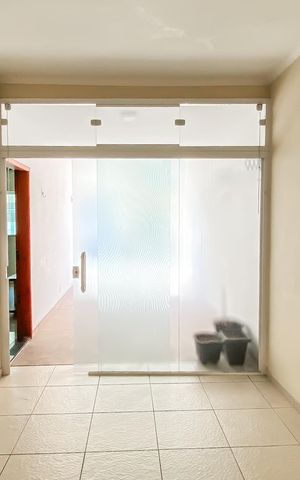 Casa de condomínio à venda com 93m², 3 quartos e 1 vaga Casa de condomínio à venda com 93m², 3 quartos e 1 vagaGaragem
