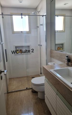 Apartamento à venda com 200m², 4 quartos e 4 vagas
