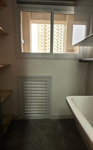 Apartamento à venda com 109m², 3 quartos e 2 vagas Apartamento à venda com 109m², 3 quartos e 2 vagasÁrea de Serviço
