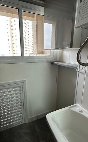 Apartamento à venda com 109m², 3 quartos e 2 vagas Apartamento à venda com 109m², 3 quartos e 2 vagasÁrea de Serviço