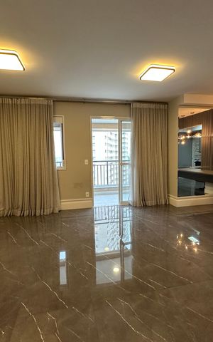 Apartamento à venda com 109m², 3 quartos e 2 vagas Apartamento à venda com 109m², 3 quartos e 2 vagasSala