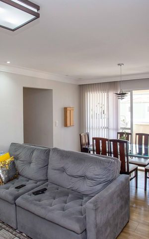 Apartamento à venda com 82m², 3 quartos e 2 vagasSala