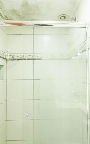 Apartamento para alugar com 50m², 2 quartos e 1 vaga Apartamento para alugar com 50m², 2 quartos e 1 vagaBanheiro