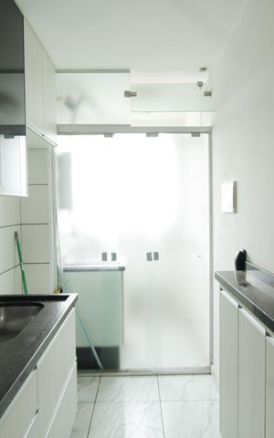 Apartamento para alugar com 50m², 2 quartos e 1 vaga Apartamento para alugar com 50m², 2 quartos e 1 vagaCozinha e Área de Serviço