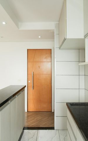Apartamento para alugar com 50m², 2 quartos e 1 vaga Apartamento para alugar com 50m², 2 quartos e 1 vagaCozinha e Área de Serviço