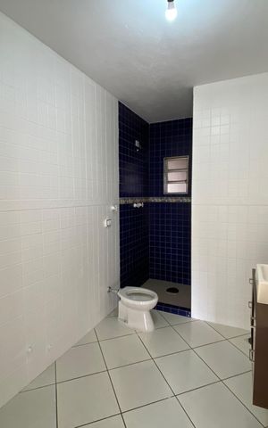 Casa para alugar com 60m², 1 quarto e sem vaga Casa para alugar com 60m², 1 quarto e sem vagaBanheiro