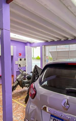 Casa à venda com 198m², 5 quartos e 3 vagas Casa à venda com 198m², 5 quartos e 3 vagasGaragem