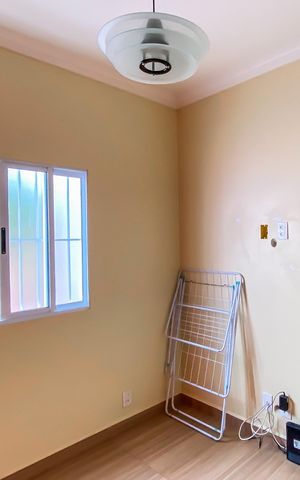 Casa à venda com 198m², 5 quartos e 3 vagas Casa à venda com 198m², 5 quartos e 3 vagasSala da casa 4