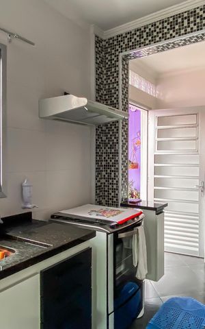 Casa à venda com 198m², 5 quartos e 3 vagas Casa à venda com 198m², 5 quartos e 3 vagasCozinha