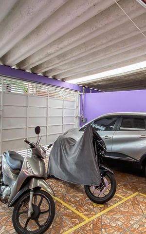 Casa à venda com 198m², 5 quartos e 3 vagas Casa à venda com 198m², 5 quartos e 3 vagasGaragem