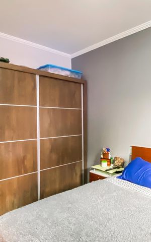 Casa à venda com 198m², 5 quartos e 3 vagas Casa à venda com 198m², 5 quartos e 3 vagasQuarto 1