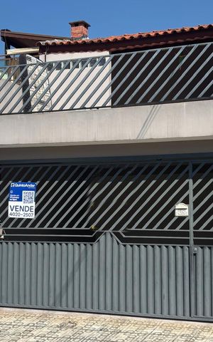 Casa à venda com 125m², 2 quartos e 2 vagasFachada 