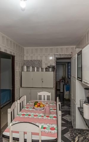 Casa à venda com 150m², 2 quartos e 1 vaga Casa à venda com 150m², 2 quartos e 1 vagaCozinha