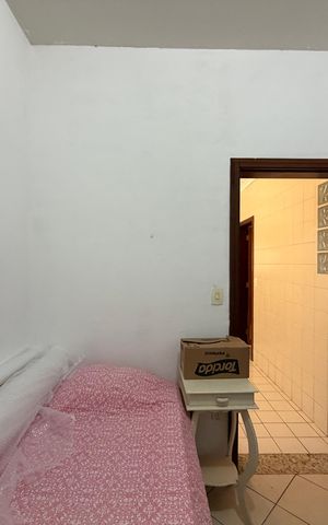 Casa de condomínio à venda com 360m², 3 quartos e 4 vagasQuarto de Serviço